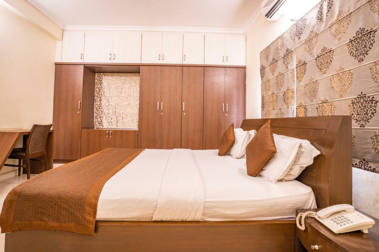 Blueberry Service Apartments 하이데라바드 외부 사진